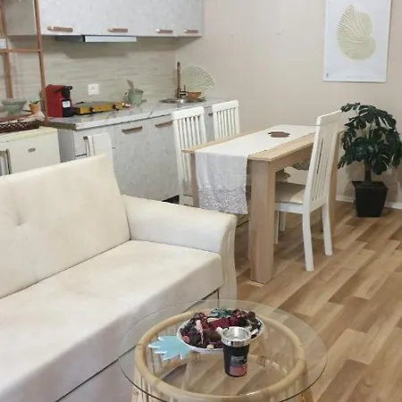 Lela's * Durrës